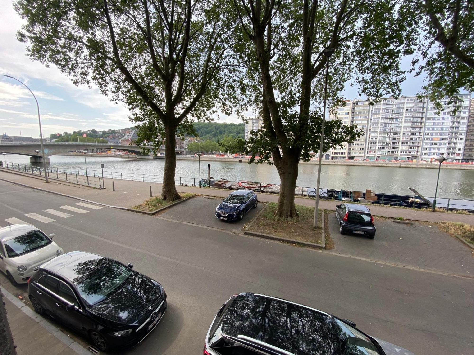 "Coeur De Meuse" - Appartement Tout Confort A Льєж Екстер'єр фото